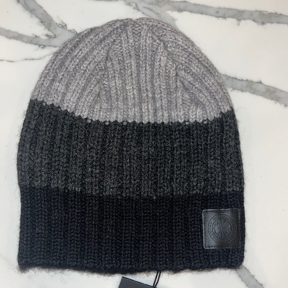 Brand new with tags Canada goose x Mackie black men's block rob slouch hat